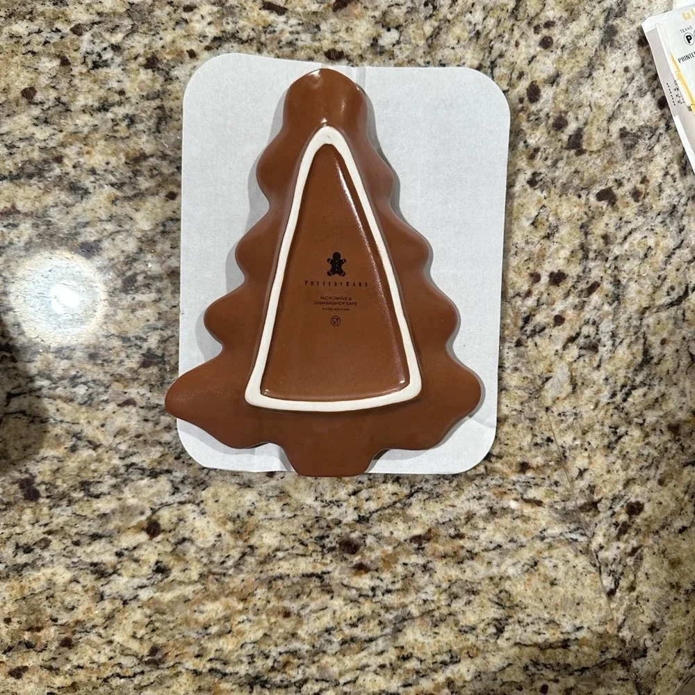 4 Pottery Barn Brown Gingerbread Tree Appetizer Plates